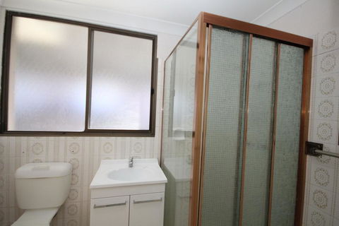 FRASERS COTTAGE- 23 Castle St Laurieton - SA Accommodation 1