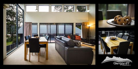 Glengarriff Townhouse 3 - SA Accommodation 0