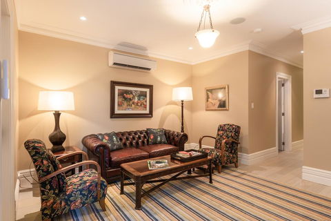 Greenwich Heritage - SA Accommodation 2