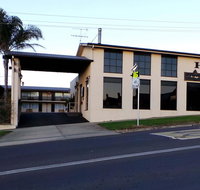 Halfway Motel - SA Accommodation