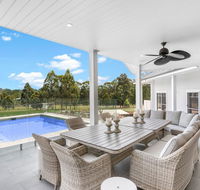 Hamptons on Figtree - SA Accommodation