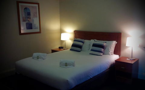 Highlands Hotel - SA Accommodation 3