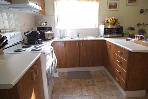 Hillview B & B Forbes - SA Accommodation 1