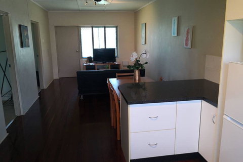 Home At Haymarket - SA Accommodation 3