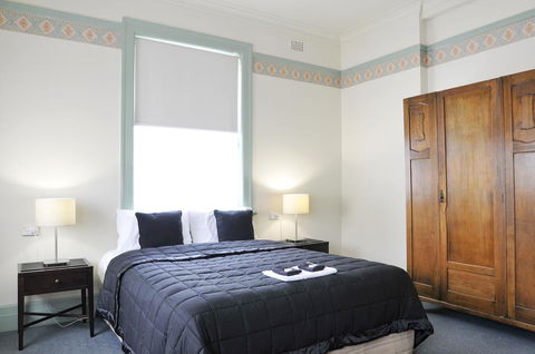 Hotel Gosford - SA Accommodation 2