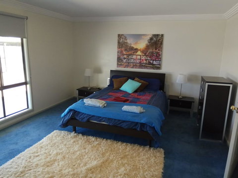 Joy On Joyce - SA Accommodation 0