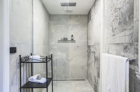 Juniper & Rye Cottage For Two - SA Accommodation 1