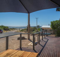 Lady Bay Getaway - 12 Lady Bay Normanville - SA Accommodation