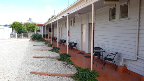 Lake Bolac Motel - SA Accommodation 1