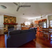 Lakefront holiday villa - SA Accommodation