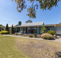Lakeview - Waterviews on Newlands Arm - SA Accommodation
