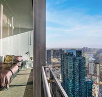 Lux 2BR Apt with a Stunning View of The Yarra - SA Accommodation
