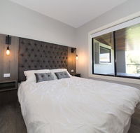 Luxury on Lewis - 6 Lewis Road - SA Accommodation