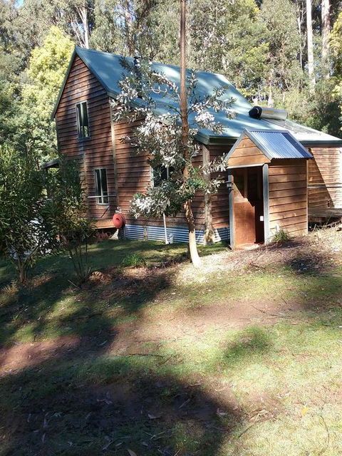 Lyrebird Gully Retreat - SA Accommodation 3