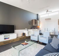 Magnificent Apartment  FREE car park near CBD - SA Accommodation