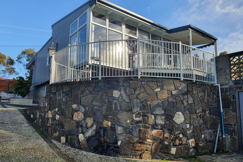 Maldon Views - SA Accommodation 3