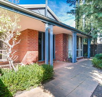 McCrae on the Beach - right on the magnificent beach - SA Accommodation