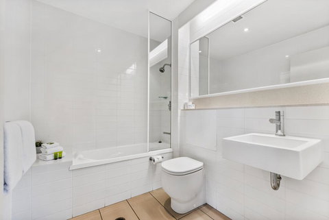 Metzo Noosa Resort - SA Accommodation 2