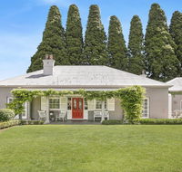 Nattai Lodge - house  cottage in beautiful garden - SA Accommodation