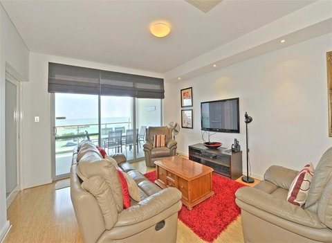 Nautica Residences Mandurah - SA Accommodation 1