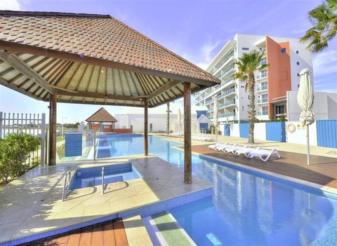 Nautica Residences Mandurah - SA Accommodation 14