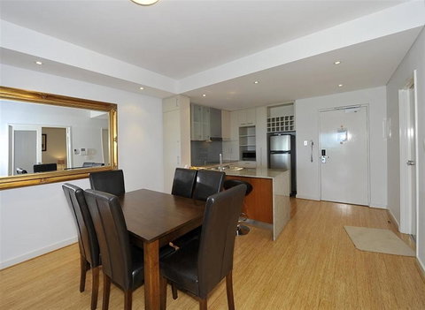 Nautica Residences Mandurah - SA Accommodation 12