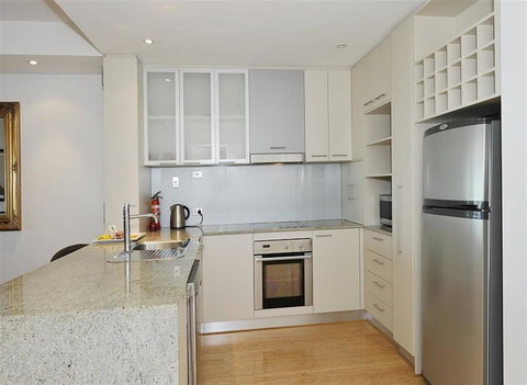 Nautica Residences Mandurah - SA Accommodation 18