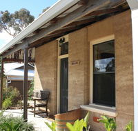 Hotham Ridge Winery and Cottages - SA Accommodation