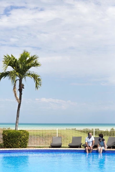 Moonlight Bay Suites - SA Accommodation 4