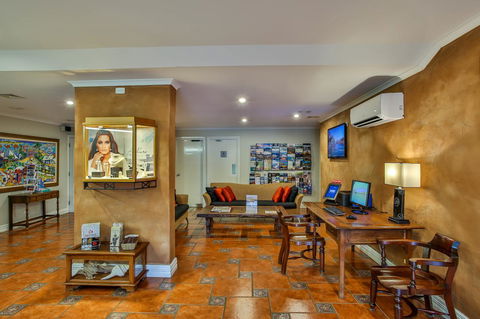 Moonlight Bay Suites - SA Accommodation 19