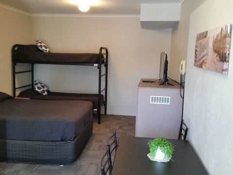 Mandurah Foreshore Motel - SA Accommodation 12