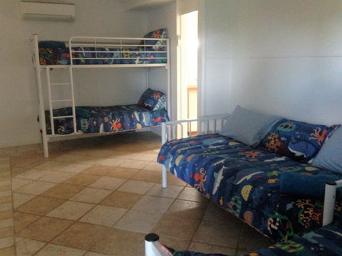 Lemon Tree Lodge - SA Accommodation 8