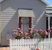 Bluebird Cottage - SA Accommodation