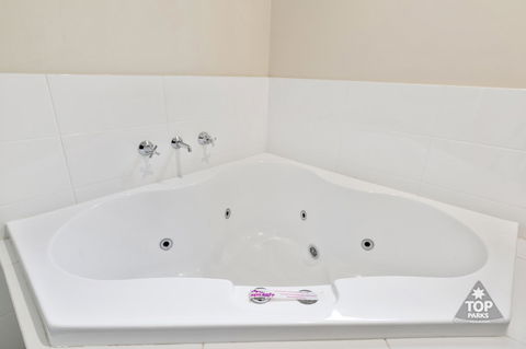 Jurien Bay Tourist Park - SA Accommodation 1