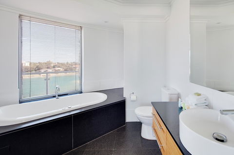 Seashells Mandurah - SA Accommodation 20