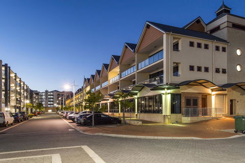 Dolphin Quay Apartments - SA Accommodation 18