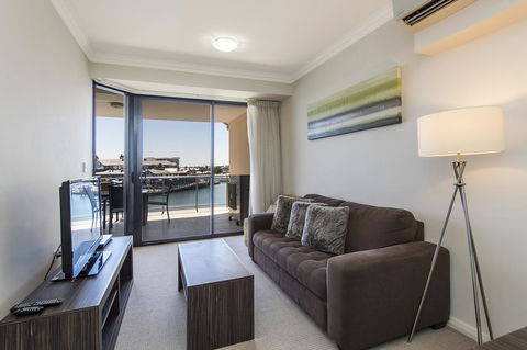 Dolphin Quay Apartments - SA Accommodation 32