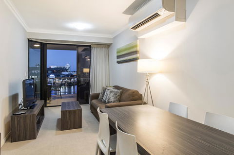 Dolphin Quay Apartments - SA Accommodation 19