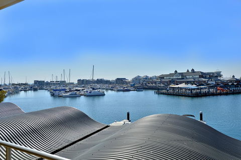 Dolphin Quay Apartments - SA Accommodation 13