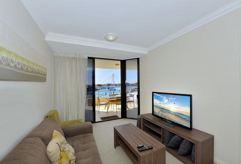 Dolphin Quay Apartments - SA Accommodation 10