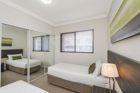 Dolphin Quay Apartments - SA Accommodation 41