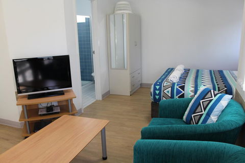 Mandurah Ocean Marina Chalets - SA Accommodation 34