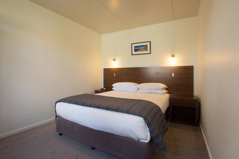 Swansea Beach Chalets - SA Accommodation 7