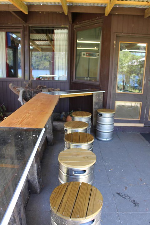 Tullah Lakeside Lodge - SA Accommodation 24