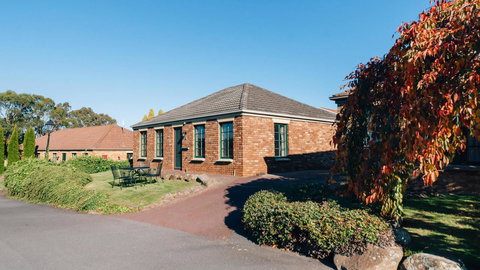 Country Club Villas - SA Accommodation 8