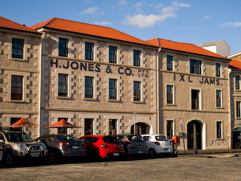 The Henry Jones Art Hotel - SA Accommodation 5