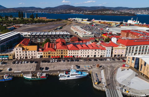 The Henry Jones Art Hotel - SA Accommodation 4