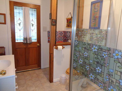 Post House Cottage - SA Accommodation 11
