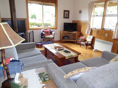 Post House Cottage - SA Accommodation 6