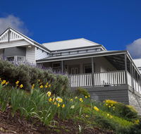 House on the Hill Bed and Breakfast - SA Accommodation